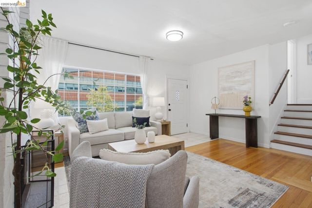 2081 Bonar St, Berkeley, CA 94702