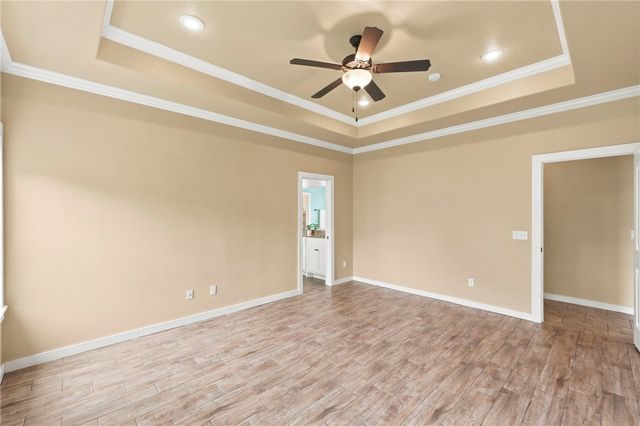 610 S 59th Court, Rogers, AR 72758