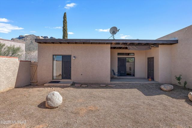 8687 N Avenida Amatista, Tucson, AZ 85704