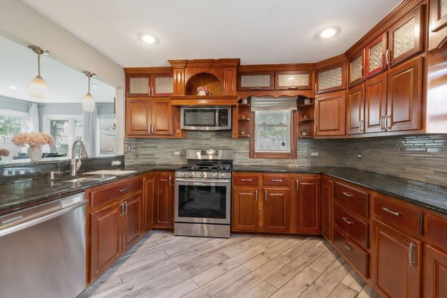 2453 George Street, Franklin Park, IL 60131
