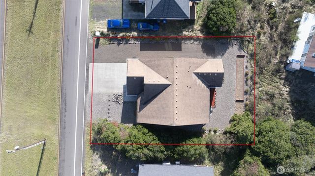 1221 E Ocean Shores Boulevard SW, Ocean Shores, WA 98569