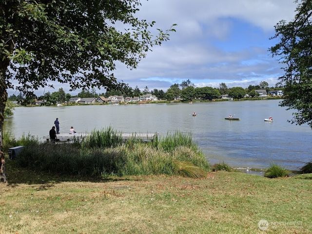 1221 E Ocean Shores Boulevard SW, Ocean Shores, WA 98569