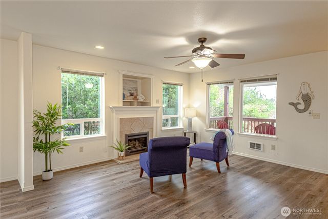 1221 E Ocean Shores Boulevard SW, Ocean Shores, WA 98569