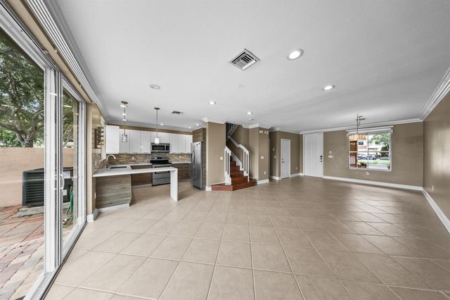 4735 SW 164th Avenue, Miramar, FL 33027