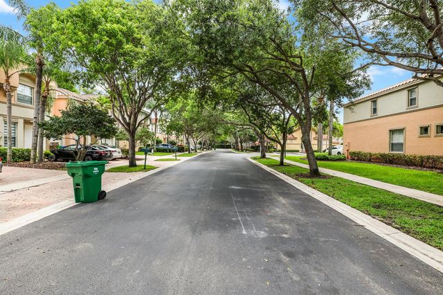 4735 SW 164th Avenue, Miramar, FL 33027