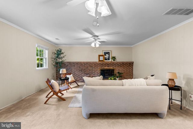 14908 COBBLESTONE DR, Silver Spring, MD 20905