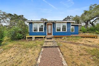 18502 E Lakeview DR, Jonestown, TX 78645