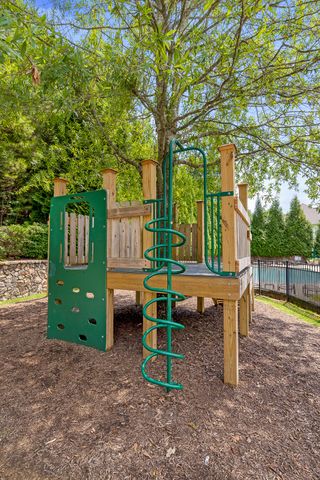 1059 Restoration Drive, Chattanooga, TN 37421