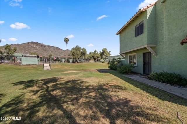 10229 N 8TH Street B, Phoenix, AZ 85020