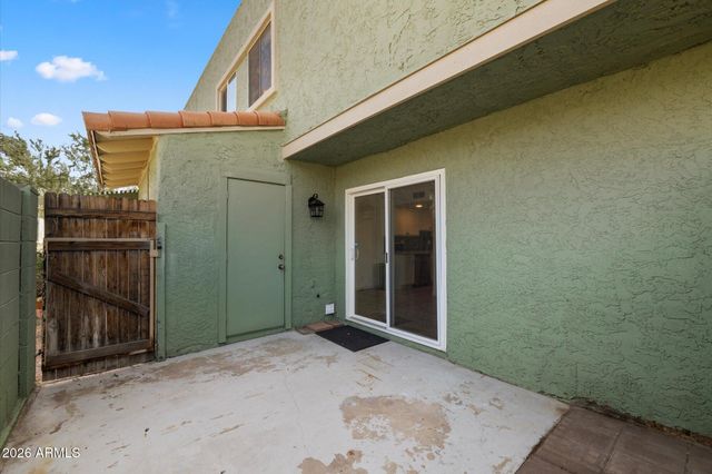 10229 N 8TH Street B, Phoenix, AZ 85020
