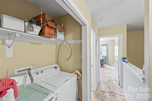 2921 Heathstead Place, Charlotte, NC 28210