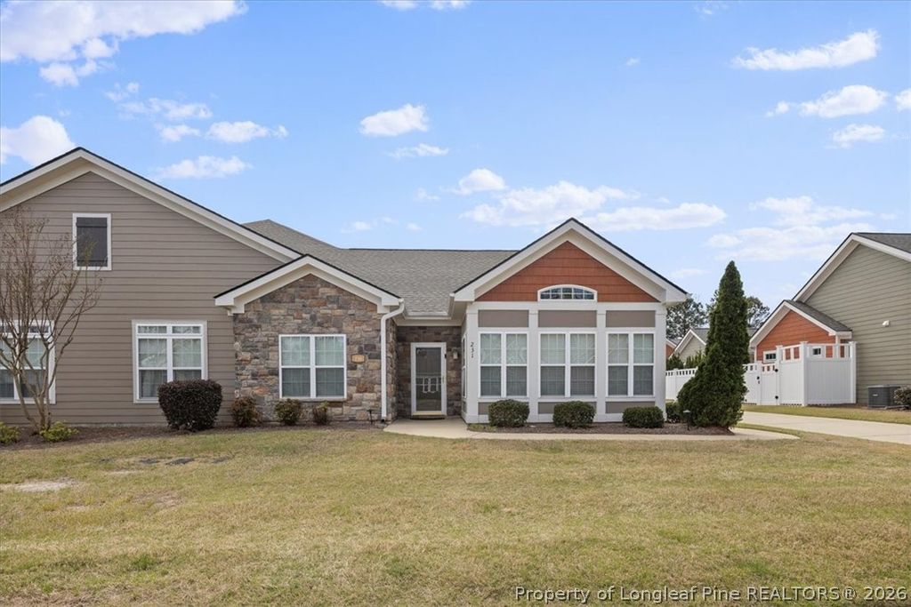 231 Nandina Court, Fayetteville, NC 28311 — exterior