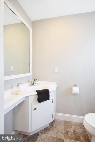 1003 E CHERRY ST, Palmyra, PA 17078