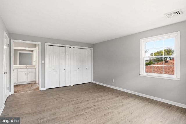 1003 E CHERRY ST, Palmyra, PA 17078