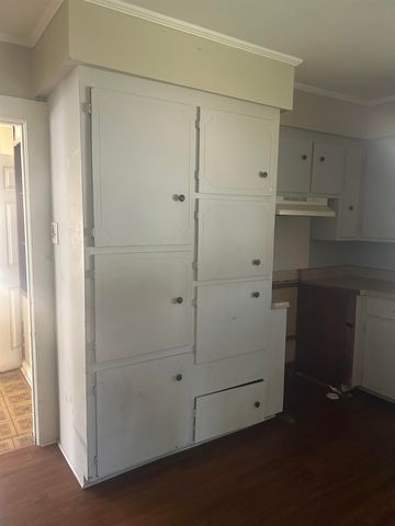 206 St Louis St, Raceland, LA 70394