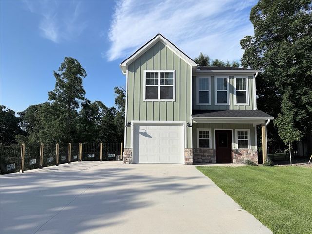 4 McHugh Lane, Bella Vista, AR 72715