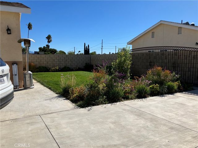 17548 Court Street, Fontana, CA 92336
