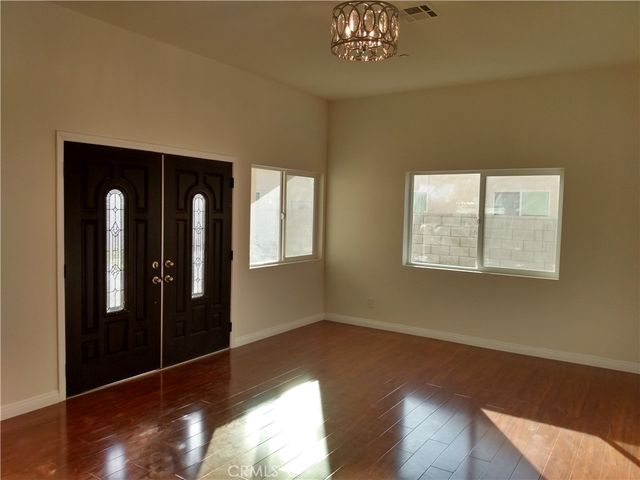 17548 Court Street, Fontana, CA 92336