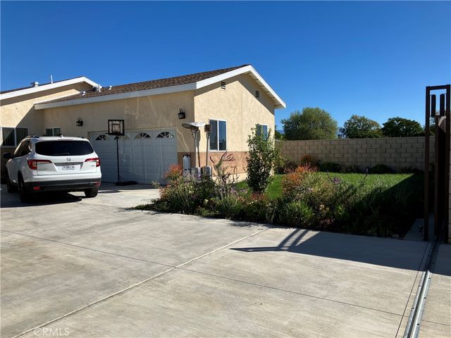 17548 Court Street, Fontana, CA 92336