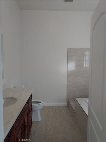 17548 Court Street, Fontana, CA 92336