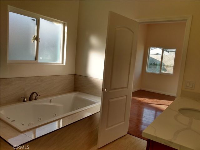 17548 Court Street, Fontana, CA 92336