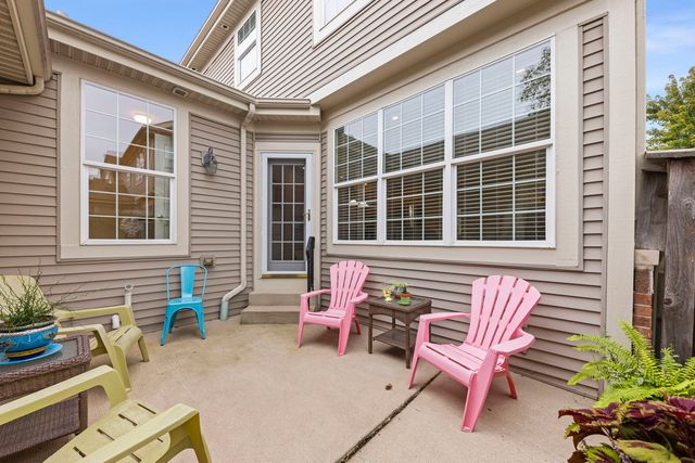 353 Bradbury Lane, Bartlett, IL 60103