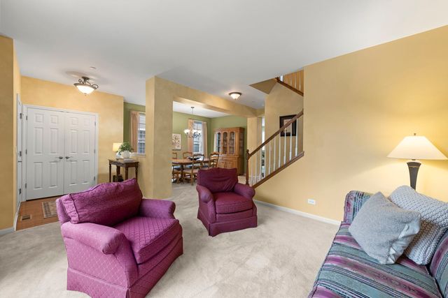 353 Bradbury Lane, Bartlett, IL 60103