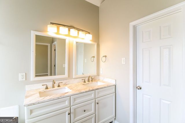 803 Chelsea Wood Court, Stockbridge, GA 30281