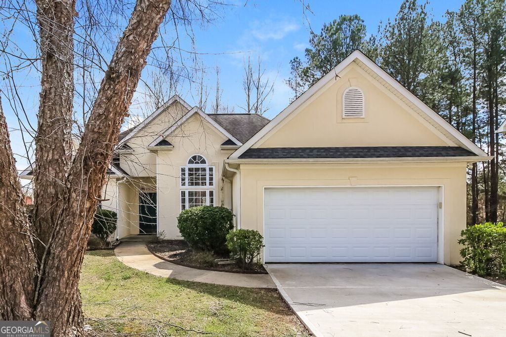 803 Chelsea Wood Court, Stockbridge, GA 30281