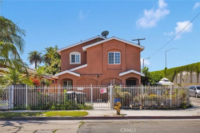 348 W 83rd Street, Los Angeles, CA 90003