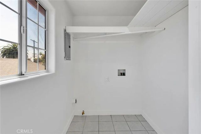 348 W 83rd Street, Los Angeles, CA 90003
