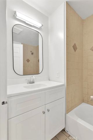 348 W 83rd Street, Los Angeles, CA 90003