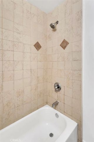 348 W 83rd Street, Los Angeles, CA 90003