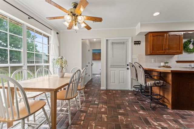 14162 Troy Duplessis Rd, Gonzales, LA 70737