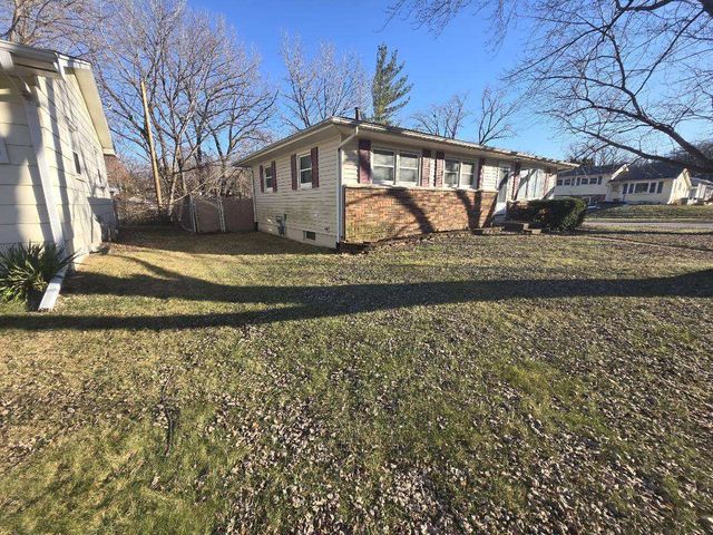 8129 9TH Street W, Rock Island, IL 61201