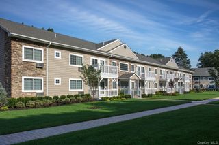 200B Jefferson Avenue 1C, Saint James, NY 11780