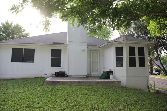 4901 Birch Creek RD, Austin, TX 78744