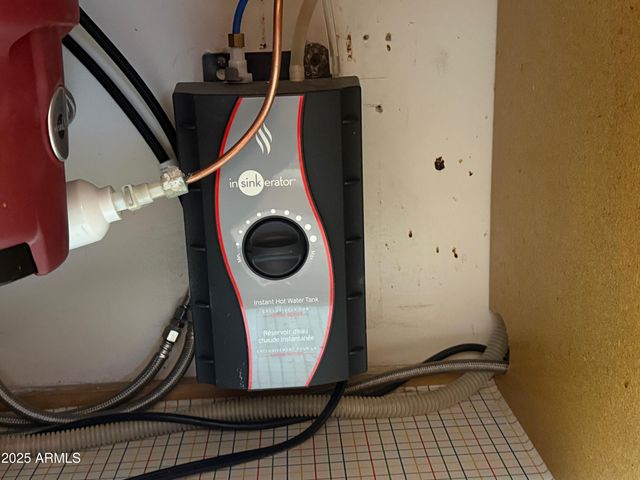 11002 W YUKON Drive, Peoria, AZ 85373