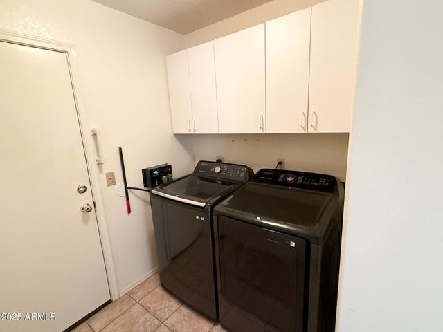 11002 W YUKON Drive, Peoria, AZ 85373