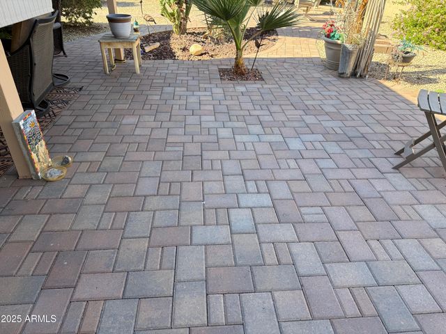 11002 W YUKON Drive, Peoria, AZ 85373