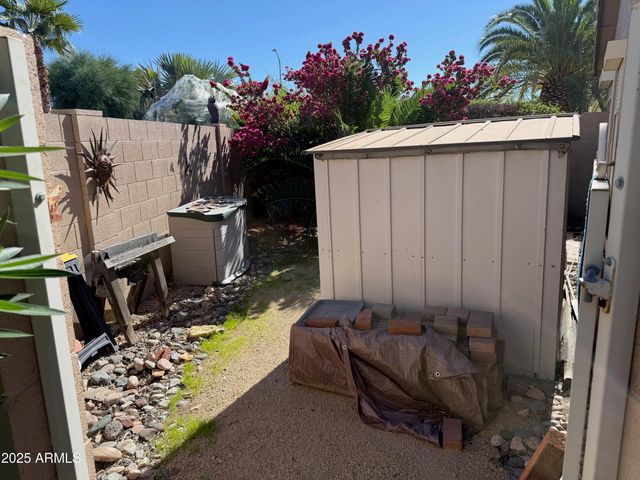 11002 W YUKON Drive, Peoria, AZ 85373