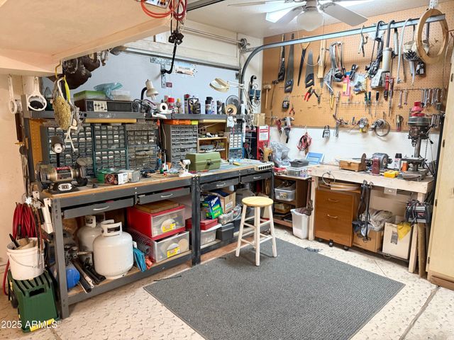 11002 W YUKON Drive, Peoria, AZ 85373