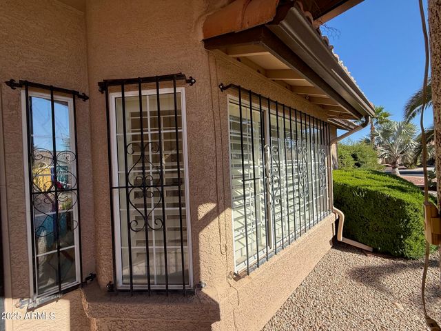 11002 W YUKON Drive, Peoria, AZ 85373