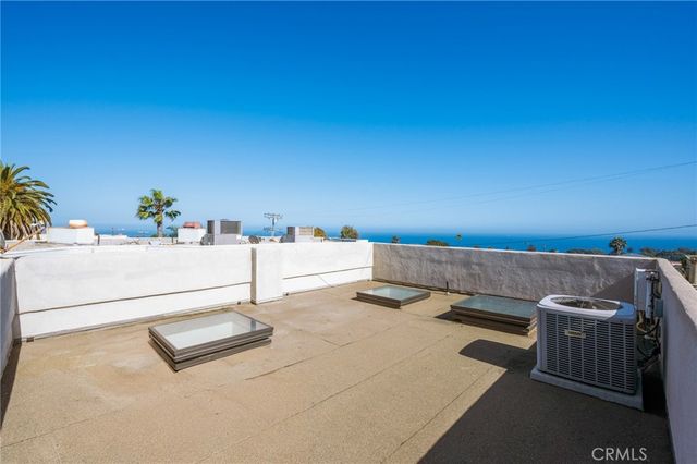 726 West 37th Street 726-728, San Pedro, CA 90731