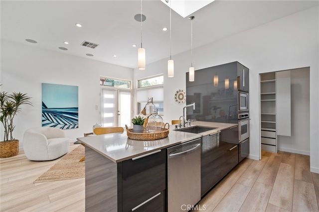 726 West 37th Street 726-728, San Pedro, CA 90731