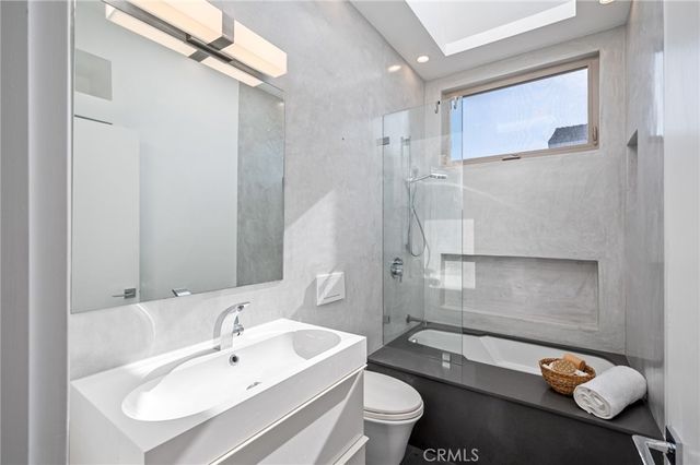 726 West 37th Street 726-728, San Pedro, CA 90731