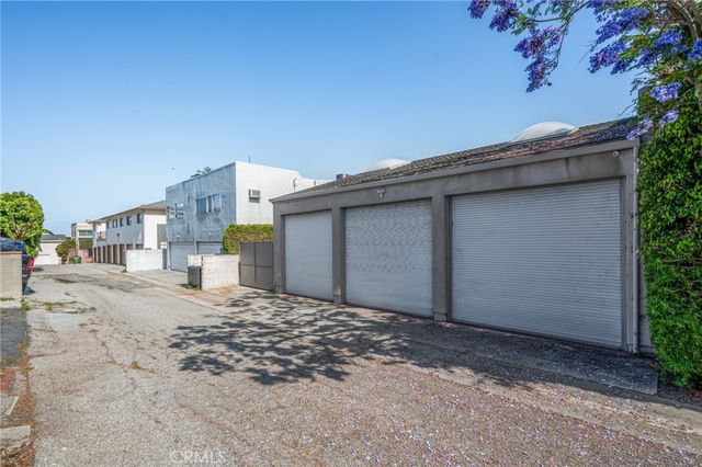 726 West 37th Street 726-728, San Pedro, CA 90731