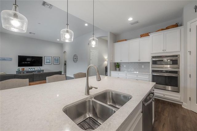 6915 SEA STONE COURT, Apollo Beach, FL 33572