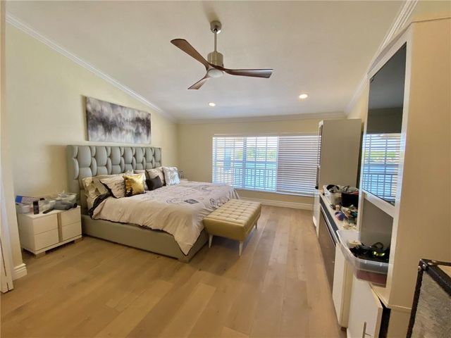 4230 N Ocean Drive, Hollywood, FL 33019