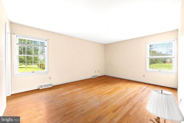 11081 MARQUIS RD, Unionville, VA 22567